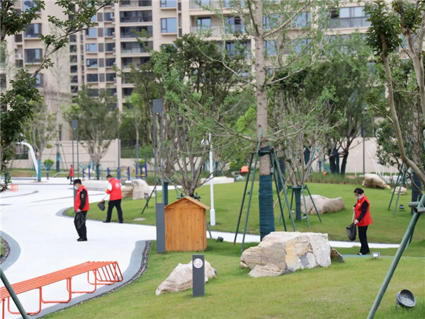 市城投集團(tuán)開展“大清掃、大撿拾、大宣傳”專項(xiàng)活動(dòng)